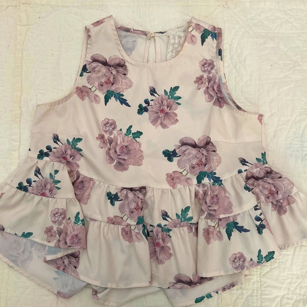 Sadie & Sage floral babydoll top size small